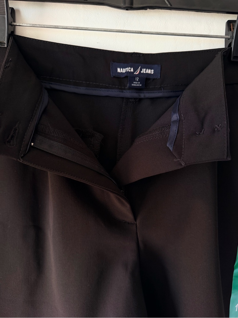 Nautica Jeans Women's Black Shorts Size 12 - Picture 8 of 14